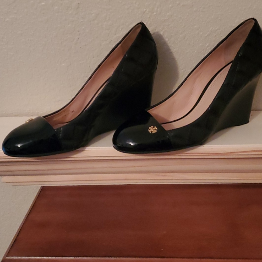 Womens Shoes